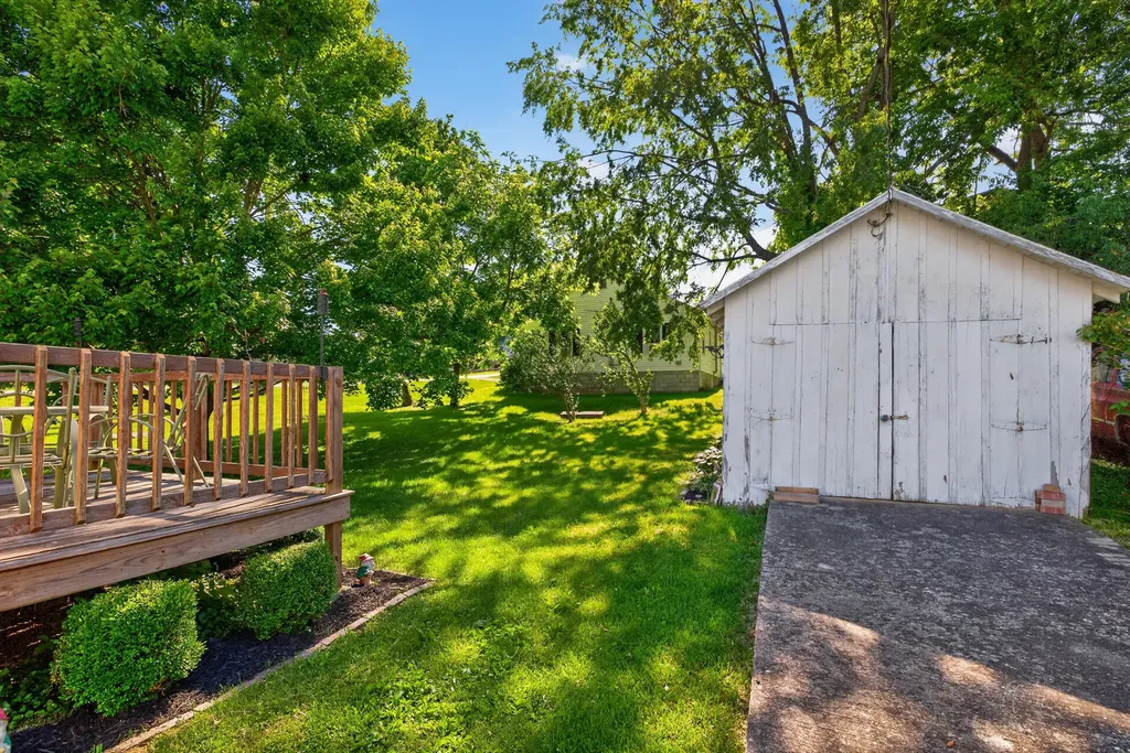319 N Elm Street Carlisle KY 40311