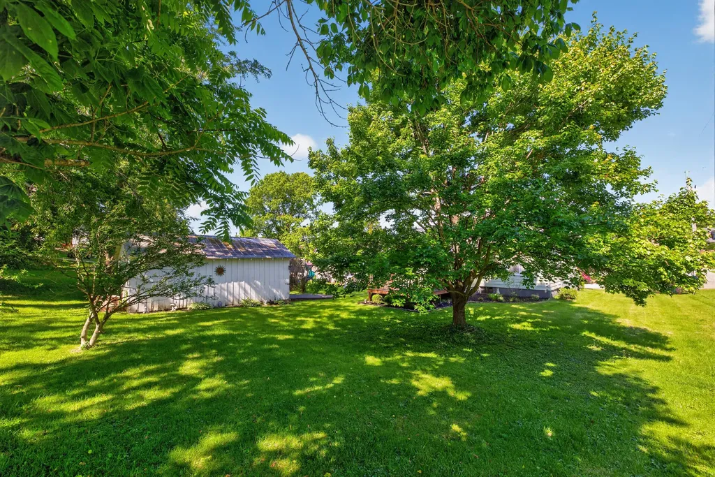 319 N Elm Street Carlisle KY 40311