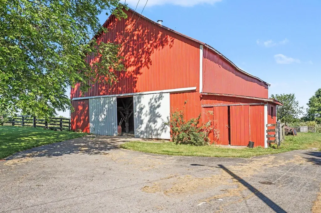 2722 New Lair Road Cynthiana KY 41031