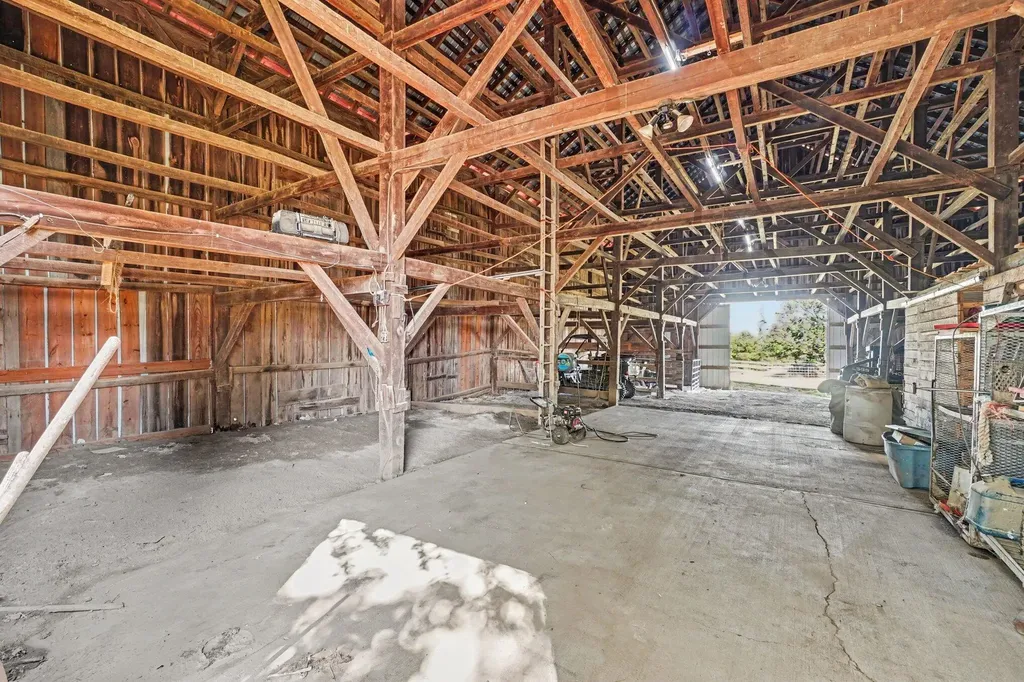 2722 New Lair Road Cynthiana KY 41031