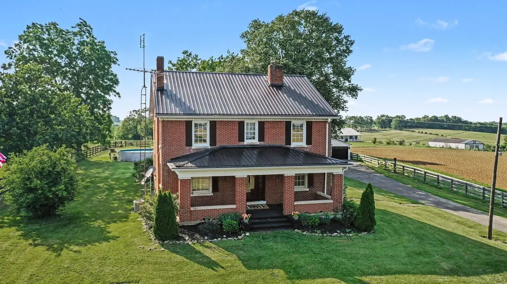 2722 New Lair Road Cynthiana KY 41031