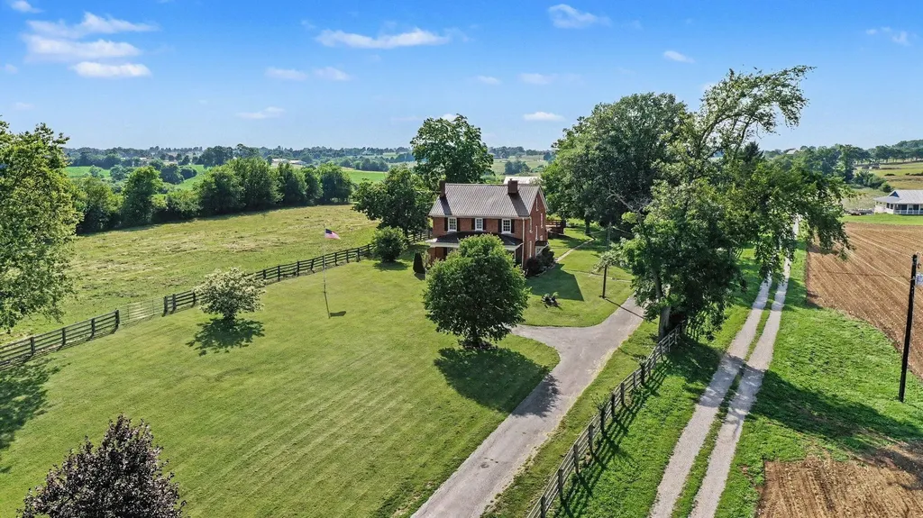 2722 New Lair Road Cynthiana KY 41031