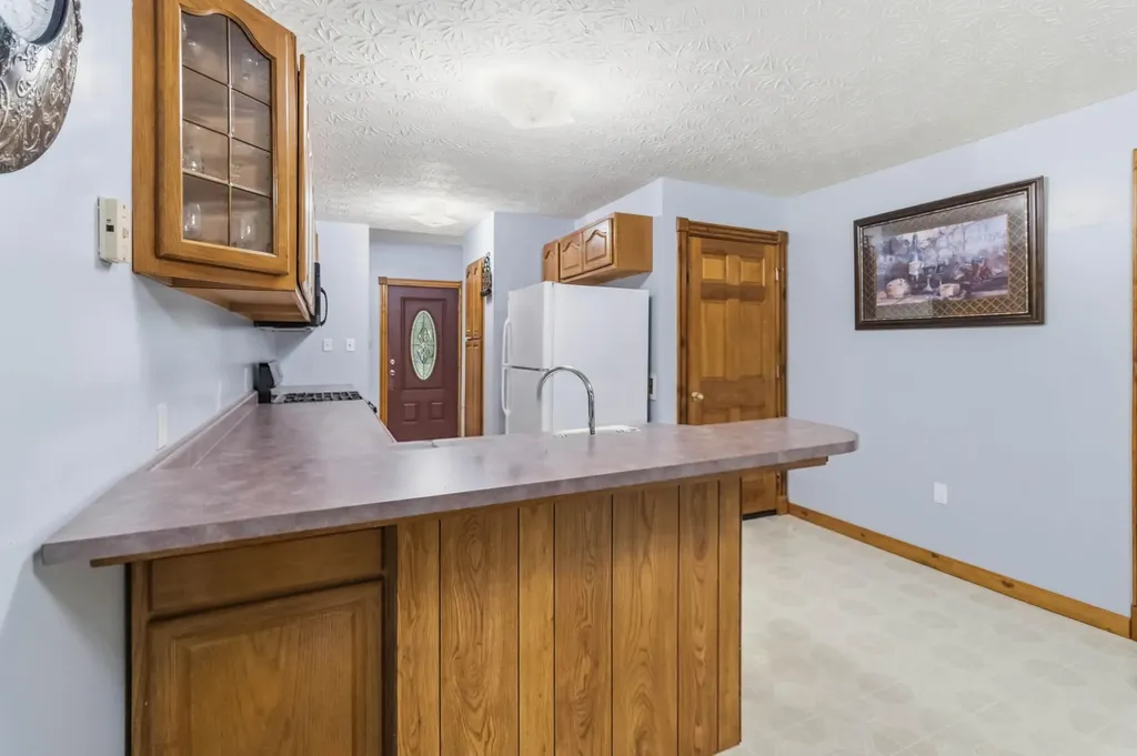 1803 Patsy Riffe Road Middleburg KY 42541