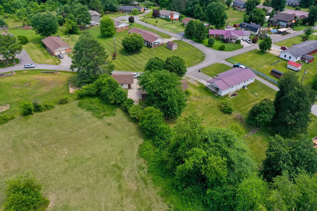 107 Greenfield Lane Corbin KY 40701