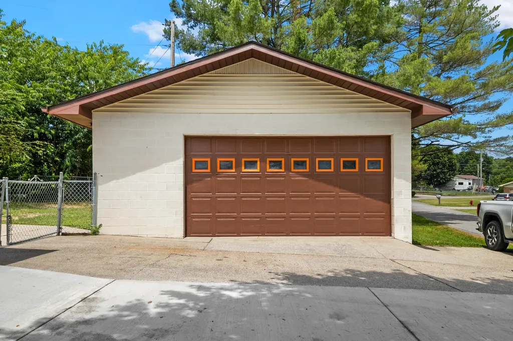 107 Greenfield Lane Corbin KY 40701