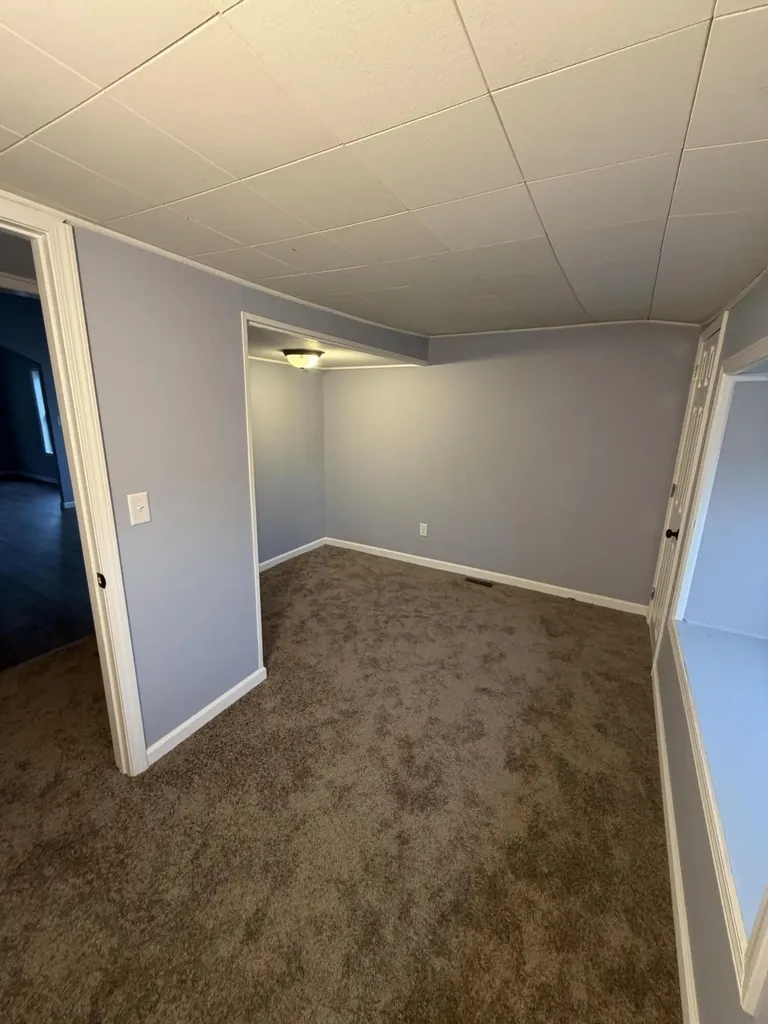 504 Cantrill Street Irvine KY 40336
