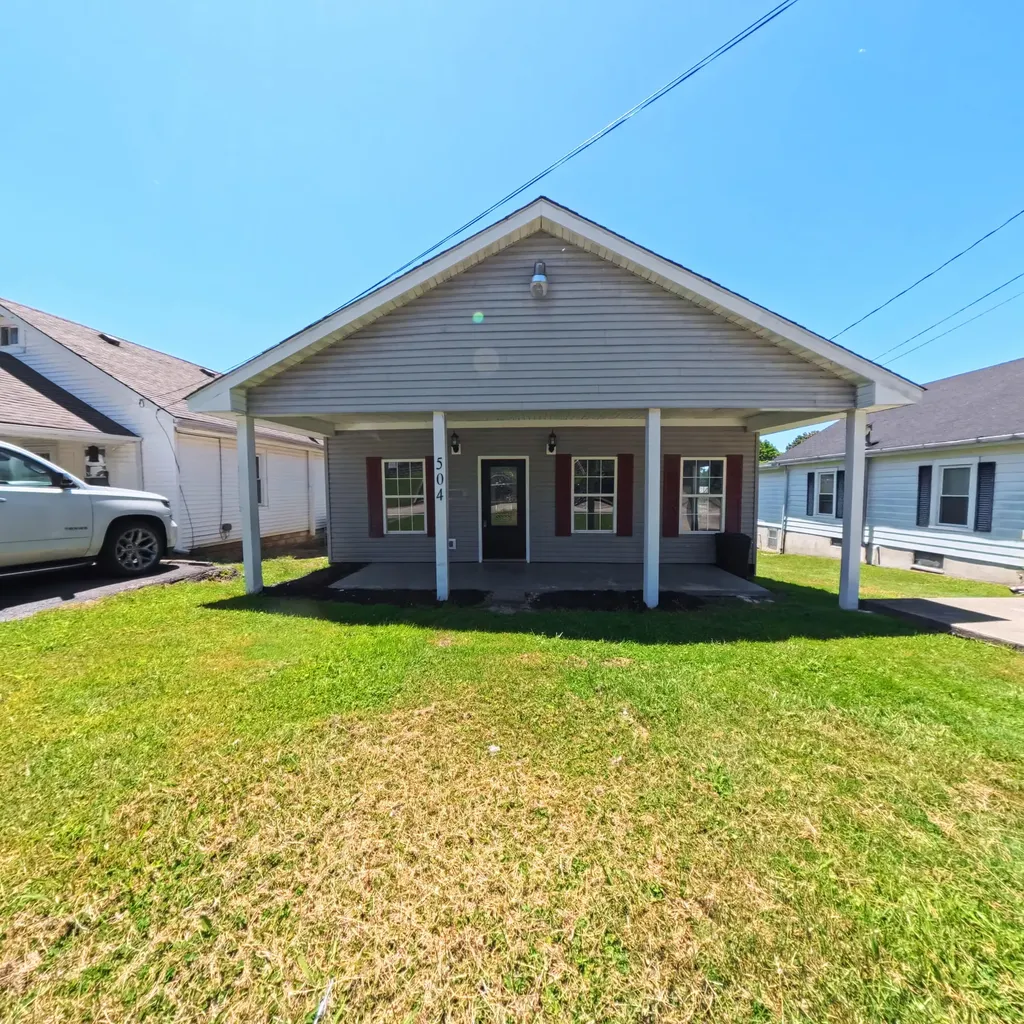 504 Cantrill Street Irvine KY 40336