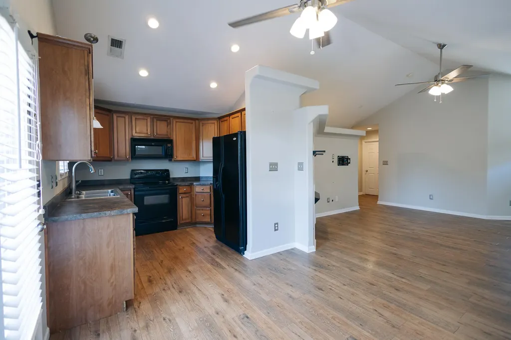 464 Mcconnells Trace Lexington KY 40511