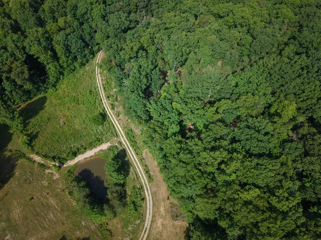955 Right Angle Road Winchester KY 40391