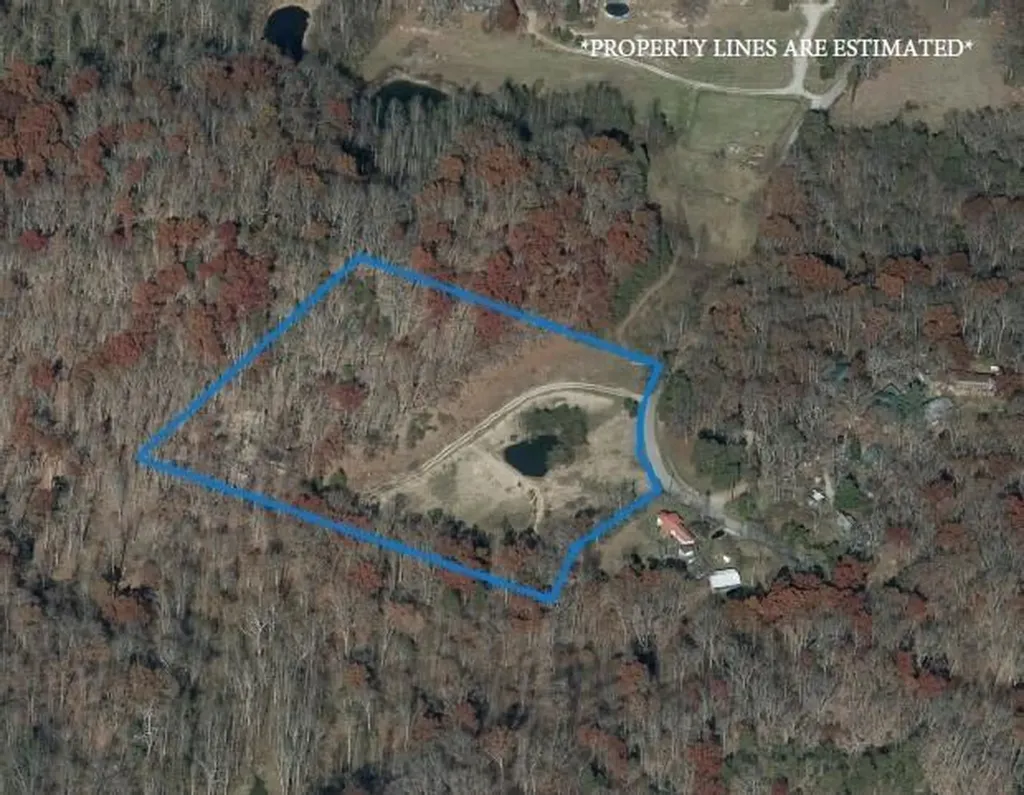 955 Right Angle Road Winchester KY 40391