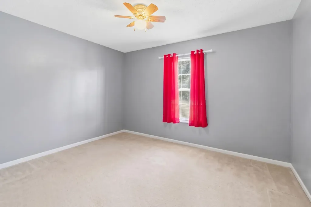 2325 Ky-1394 East Bernstadt KY 40729