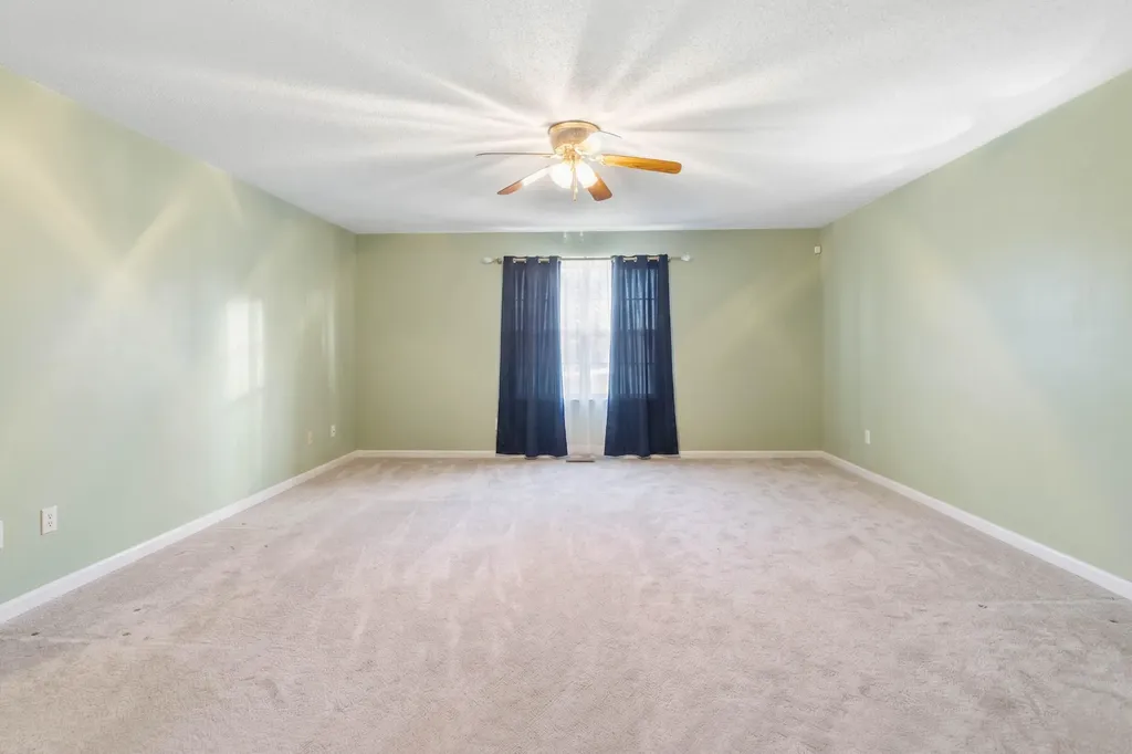 2325 Ky-1394 East Bernstadt KY 40729