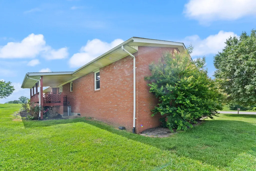 1314 Kit Cowan Road Somerset KY 42501