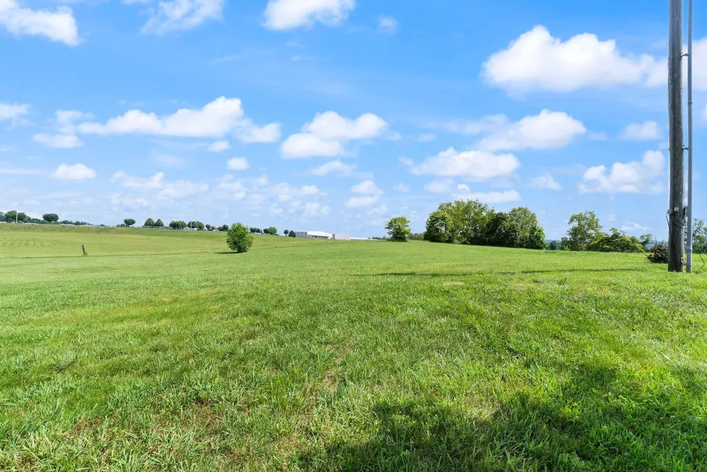 1314 Kit Cowan Road Somerset KY 42501