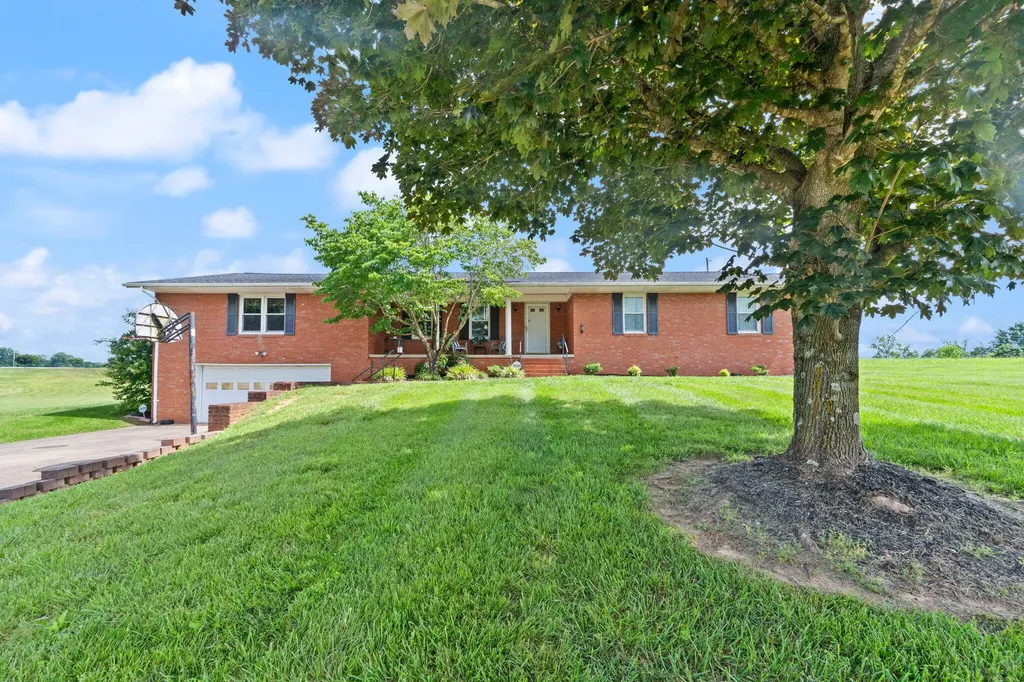 1314 Kit Cowan Road Somerset KY 42501