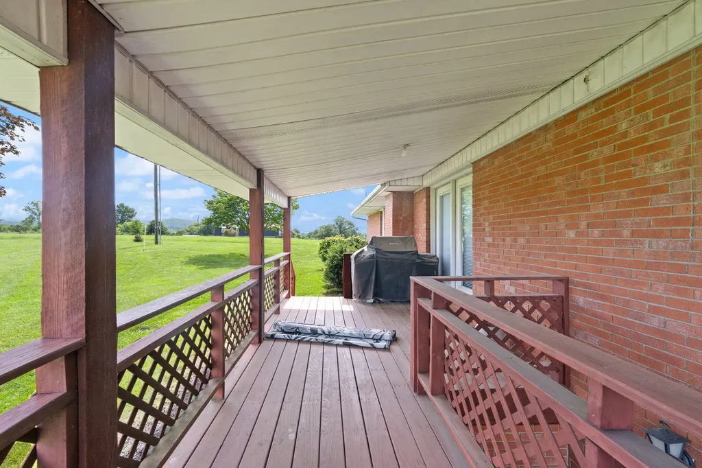 1314 Kit Cowan Road Somerset KY 42501