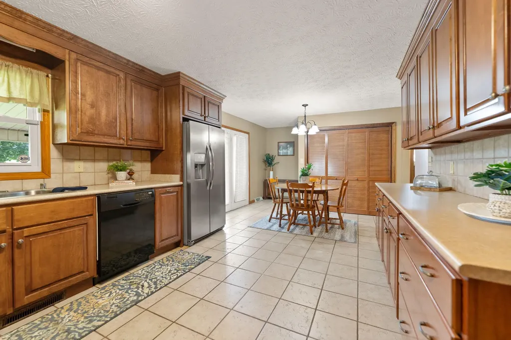 1314 Kit Cowan Road Somerset KY 42501