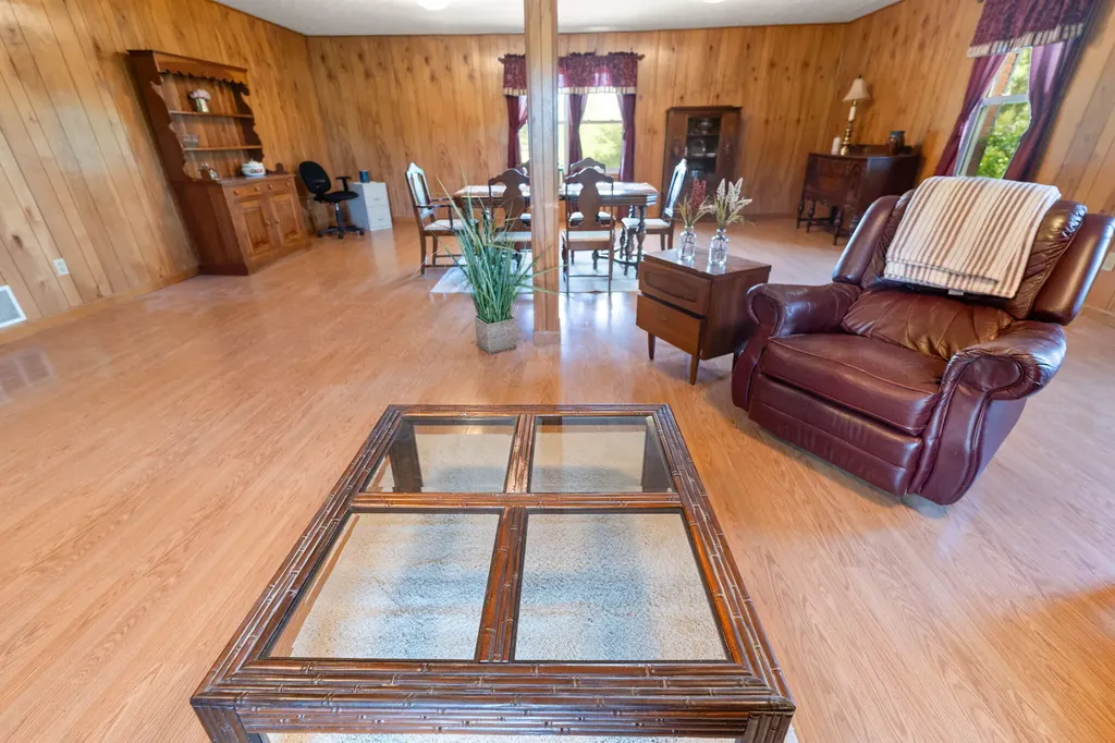 1314 Kit Cowan Road Somerset KY 42501