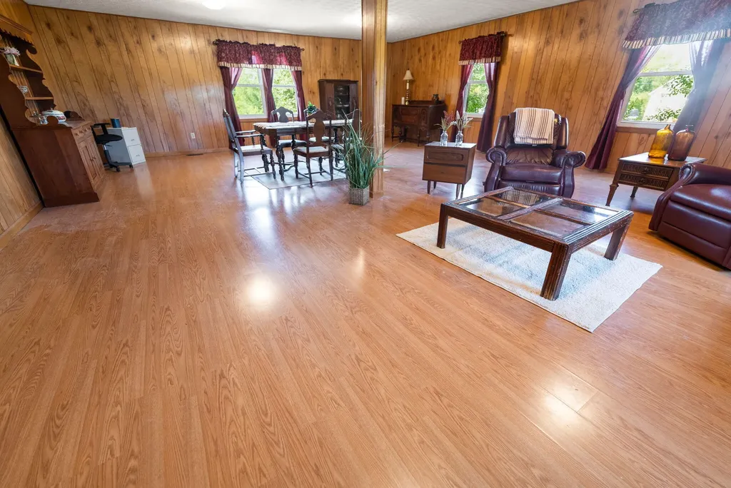 1314 Kit Cowan Road Somerset KY 42501