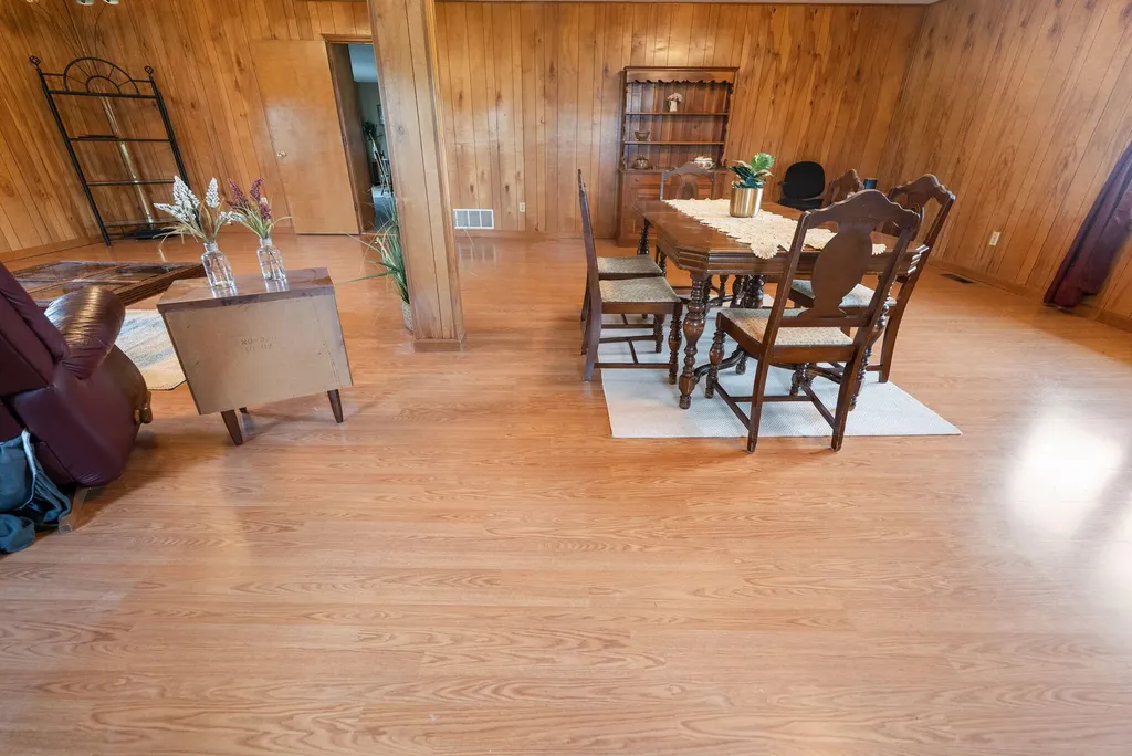1314 Kit Cowan Road Somerset KY 42501