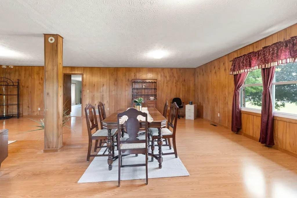 1314 Kit Cowan Road Somerset KY 42501