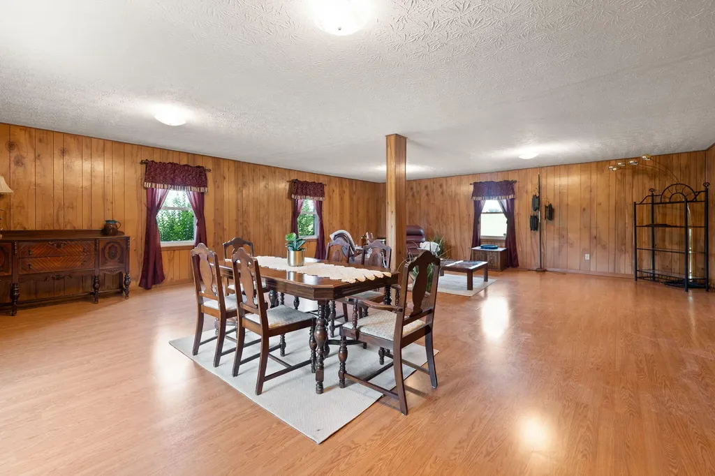 1314 Kit Cowan Road Somerset KY 42501