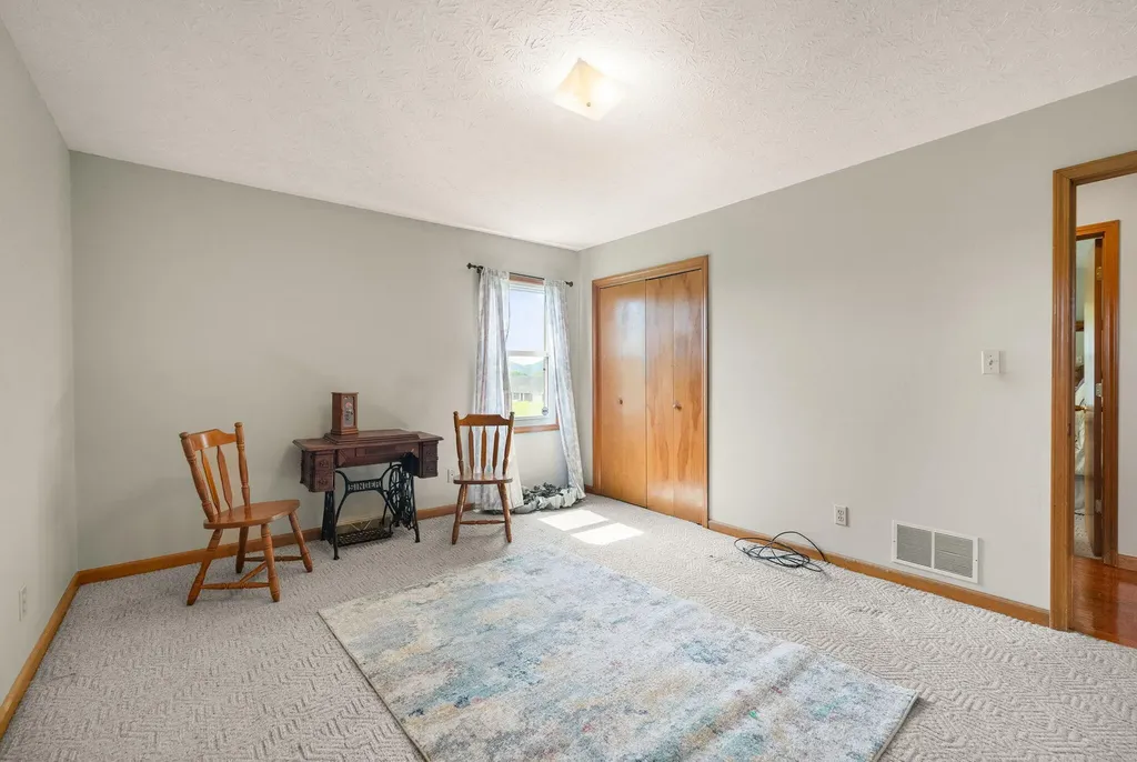 1314 Kit Cowan Road Somerset KY 42501