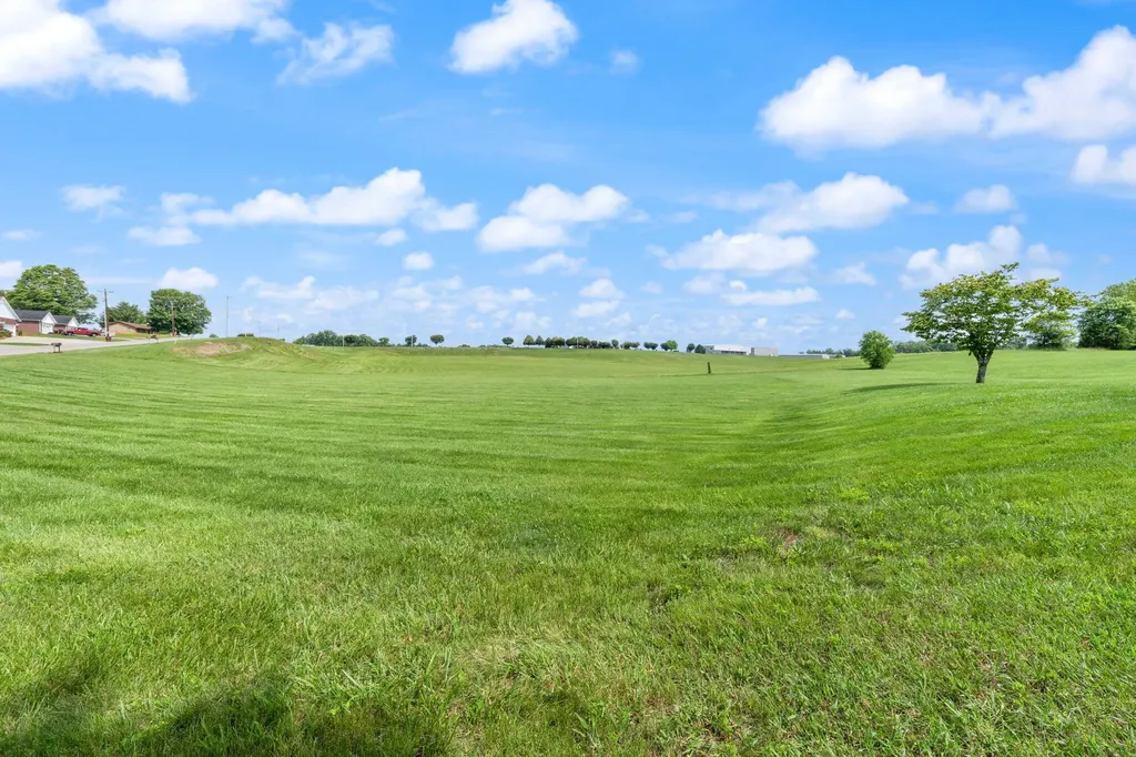 1314 Kit Cowan Road Somerset KY 42501