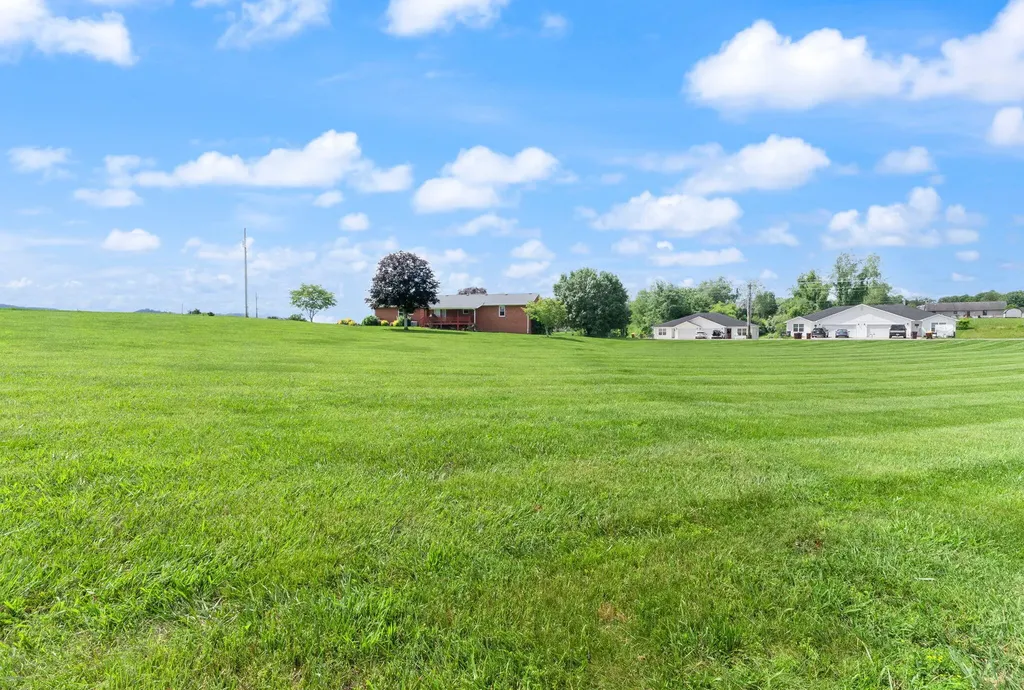 1314 Kit Cowan Road Somerset KY 42501