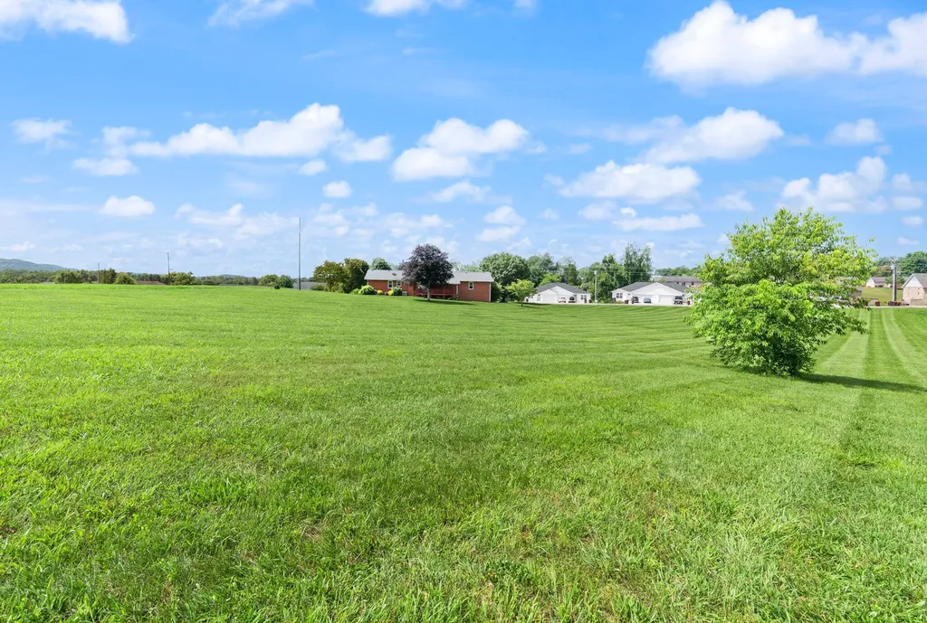 1314 Kit Cowan Road Somerset KY 42501