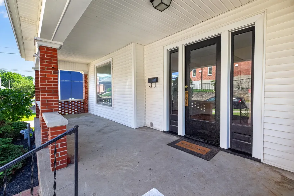 101 N 1st Street Danville KY 40422