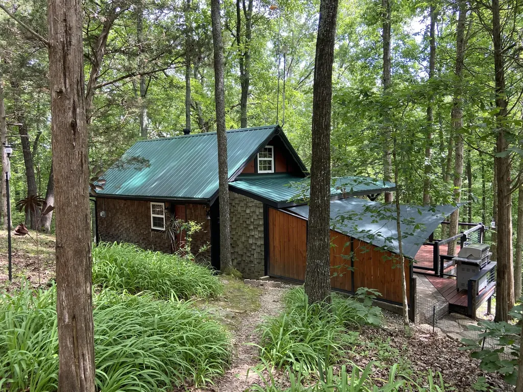 1030 Mudlick Road Lawrenceburg KY 40342