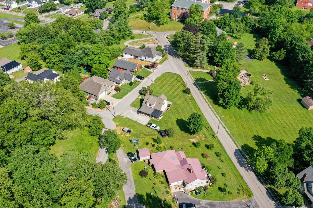 109 Parman Street London KY 40741