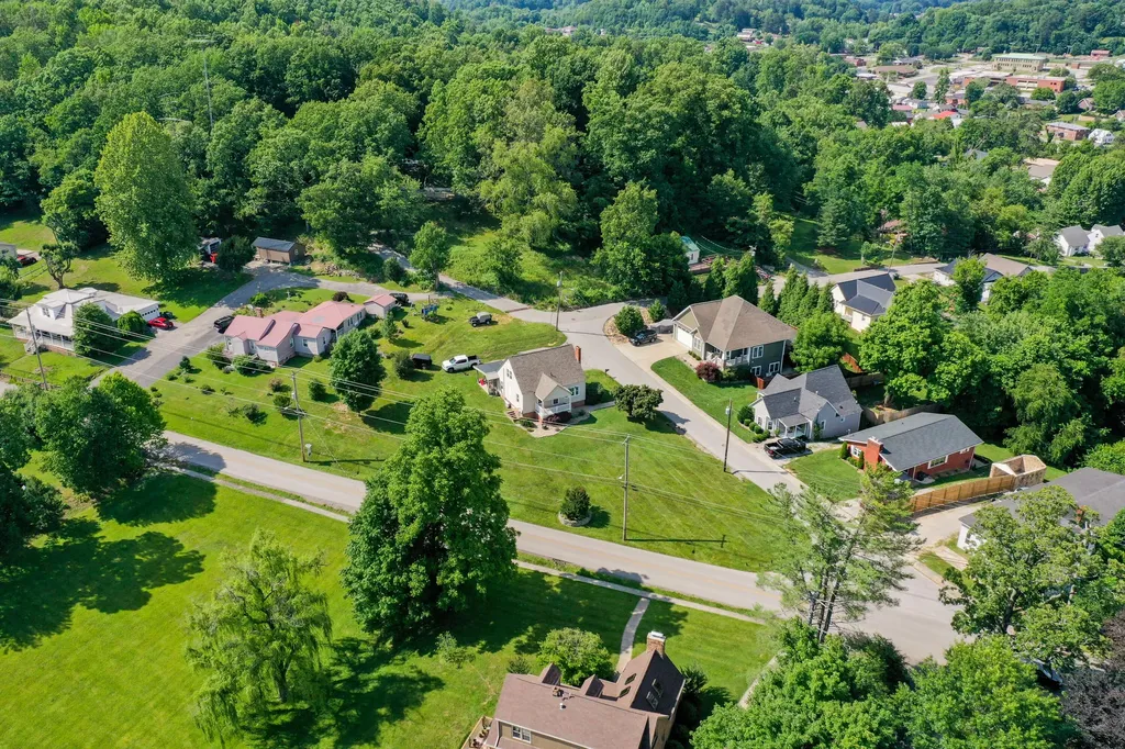 109 Parman Street London KY 40741