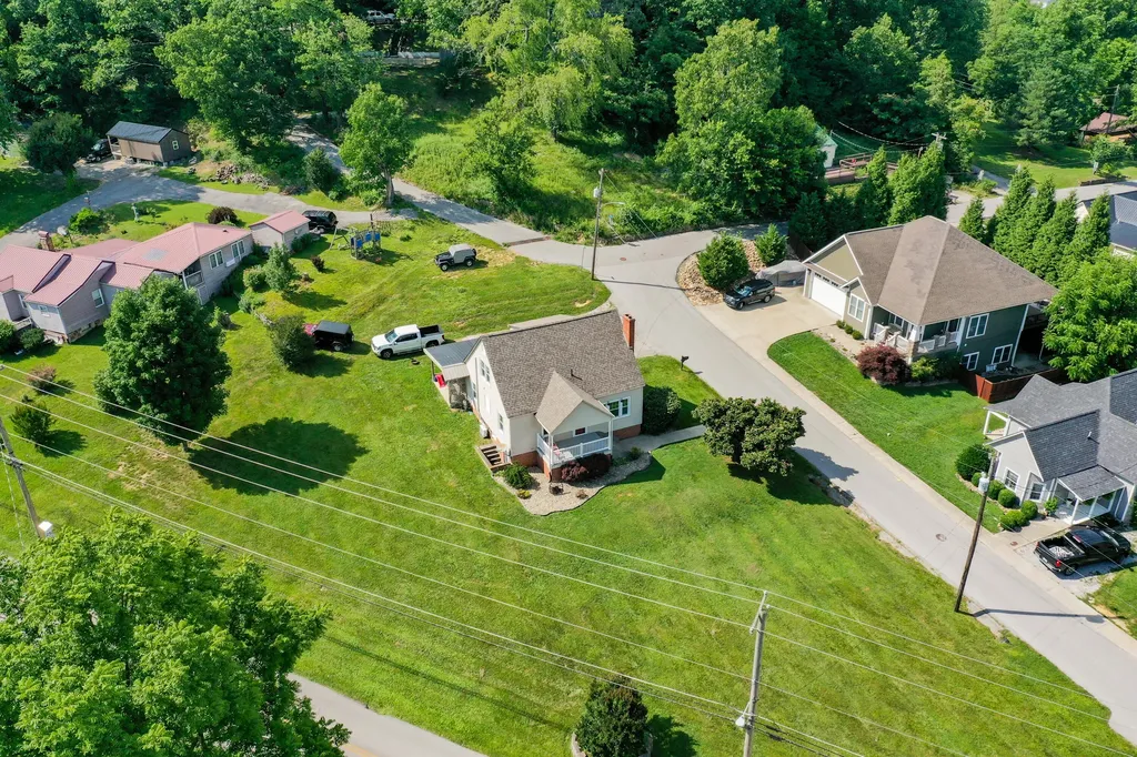 109 Parman Street London KY 40741