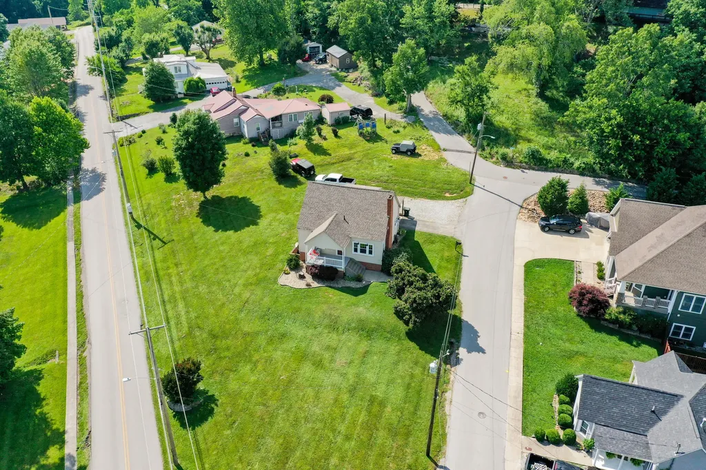 109 Parman Street London KY 40741
