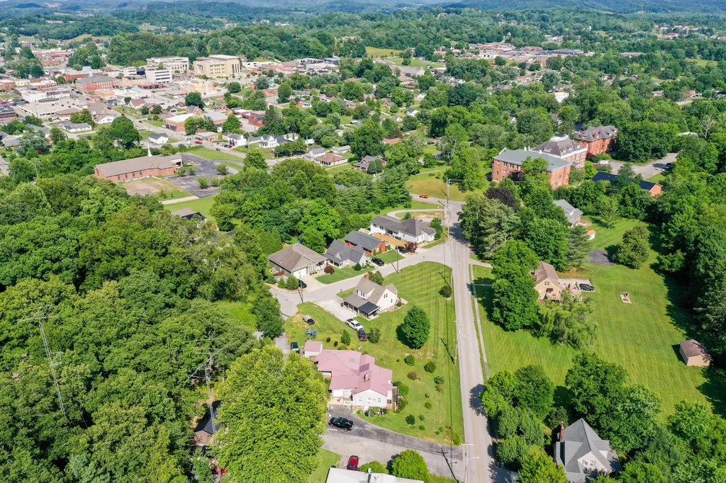 109 Parman Street London KY 40741