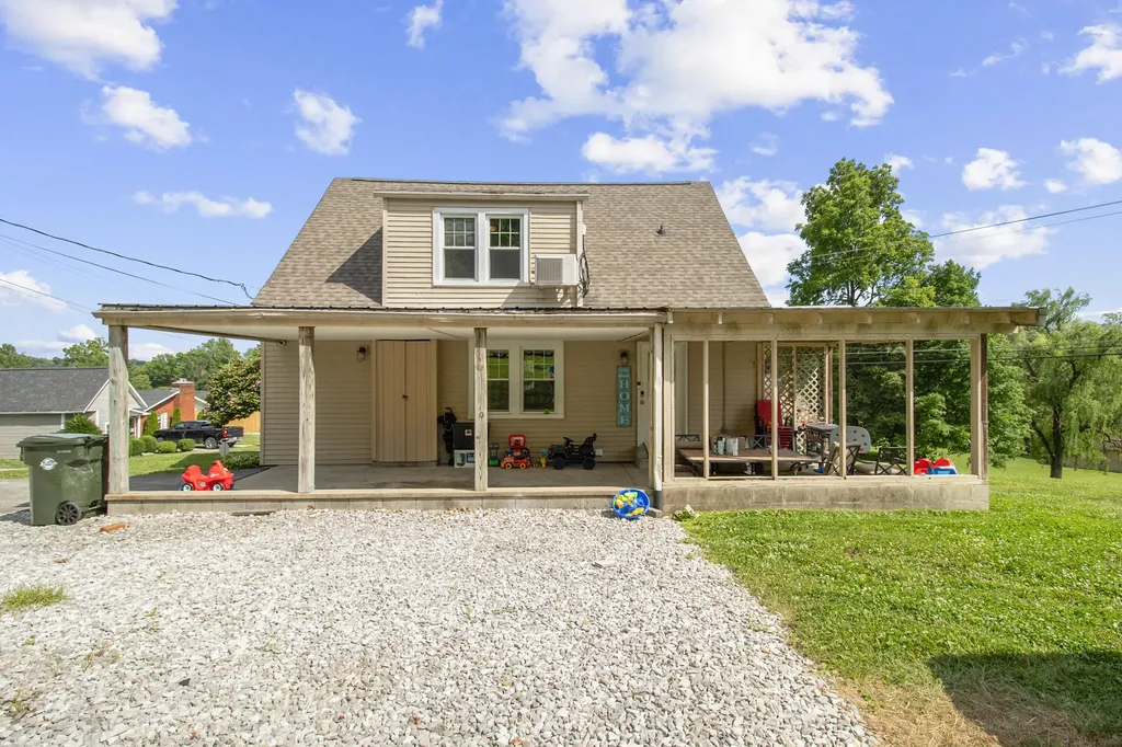109 Parman Street London KY 40741