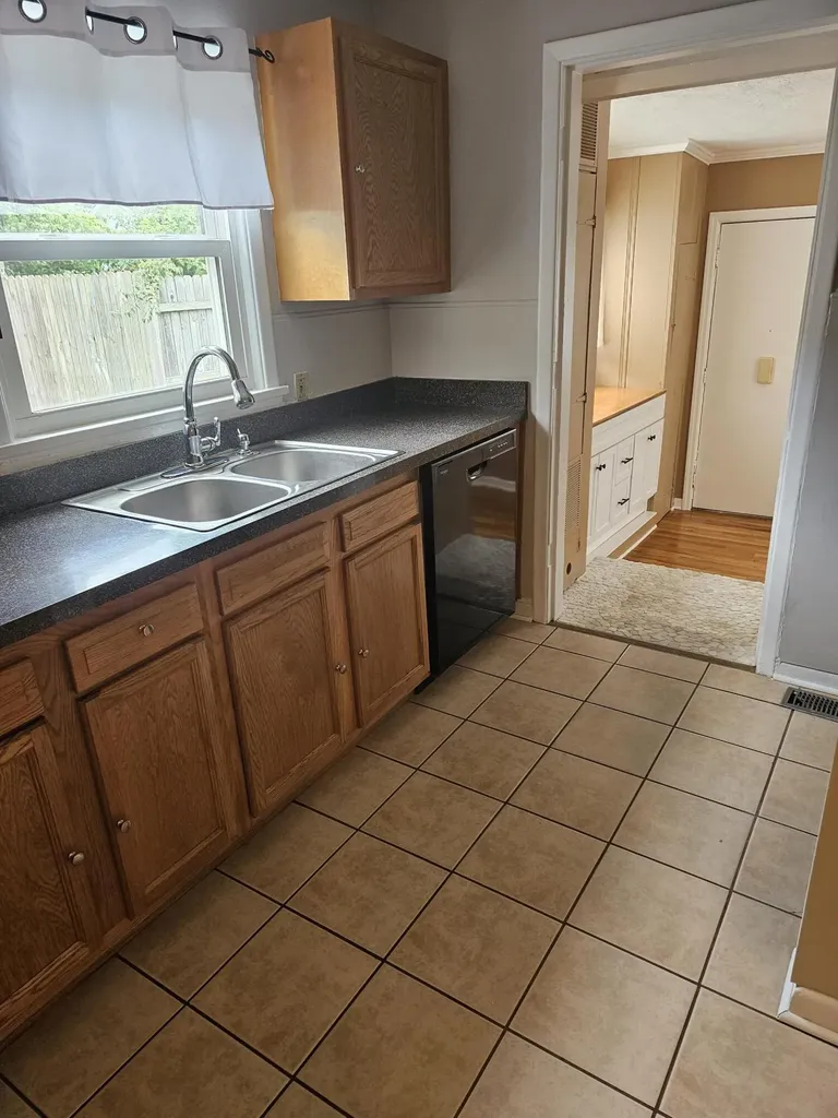 708 Cheryl Lane Lexington KY 40504