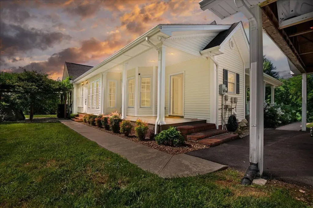 342 Jarve Hollow Road Manchester KY 40962