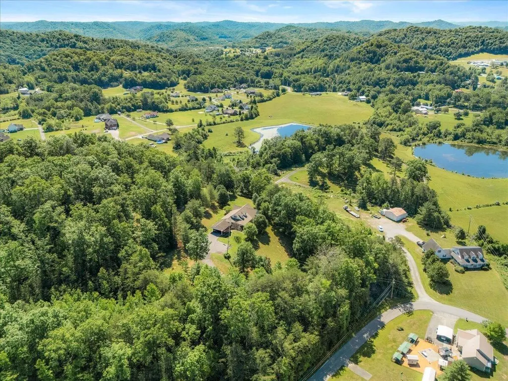 342 Jarve Hollow Road Manchester KY 40962