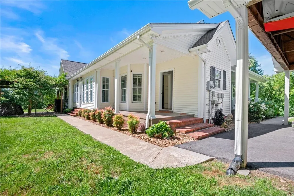 342 Jarve Hollow Road Manchester KY 40962