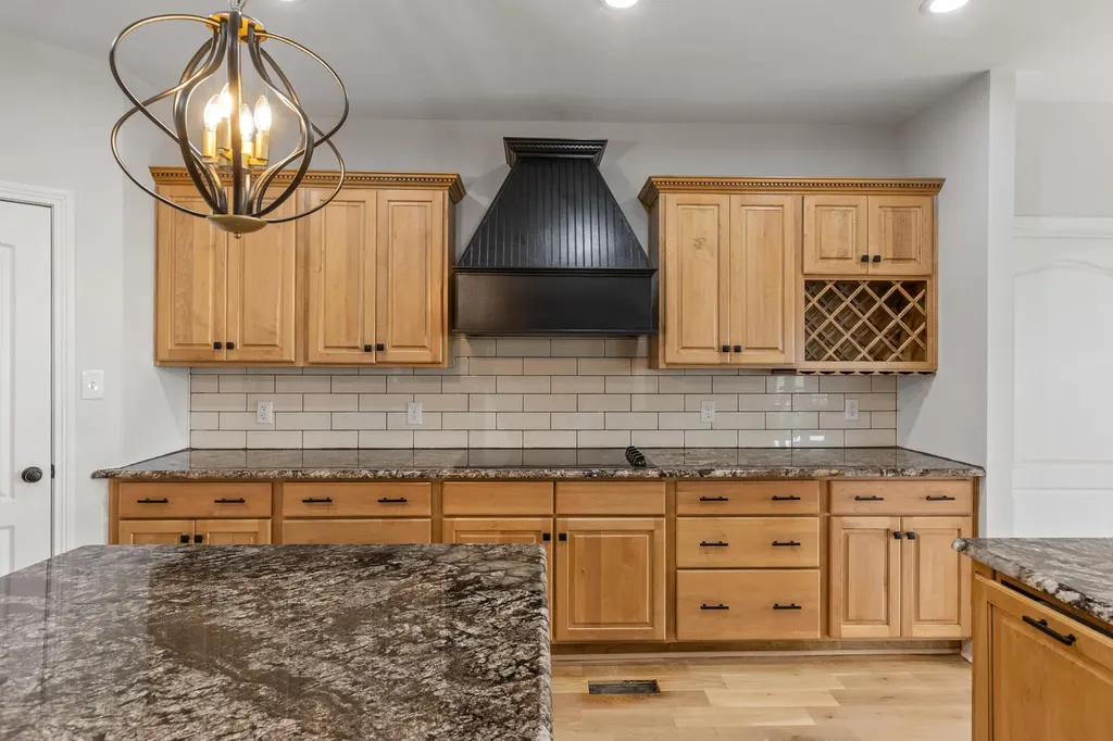 5121 Jacks Creek Pike Lexington KY 40515