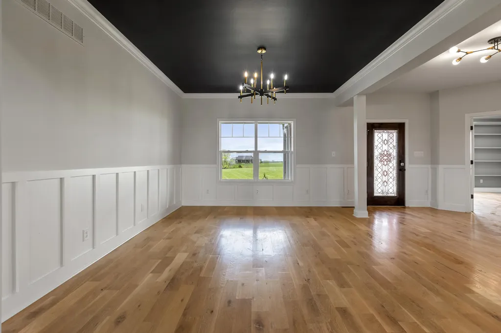 5121 Jacks Creek Pike Lexington KY 40515