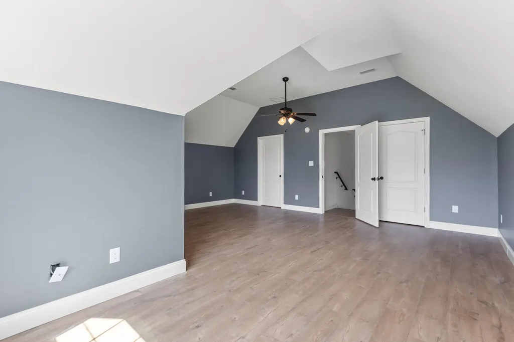 5121 Jacks Creek Pike Lexington KY 40515