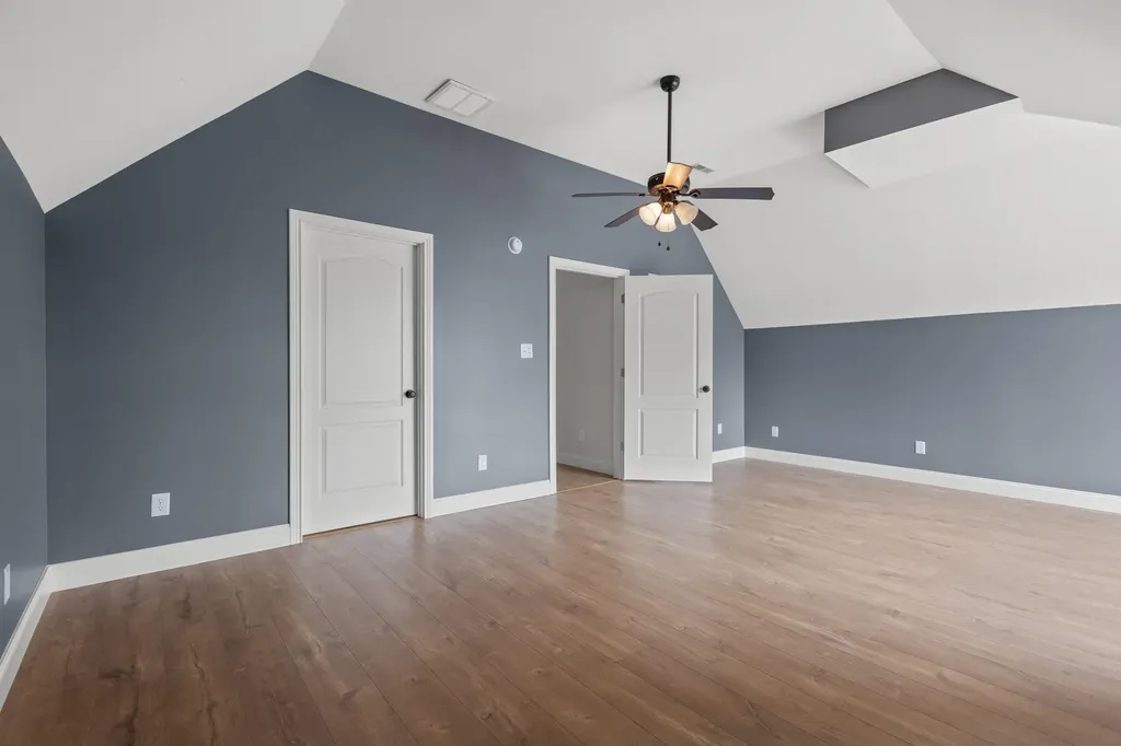 5121 Jacks Creek Pike Lexington KY 40515