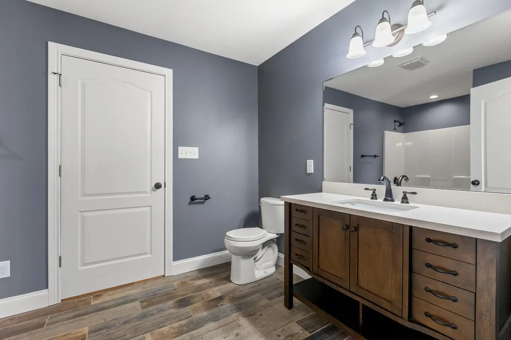 5121 Jacks Creek Pike Lexington KY 40515