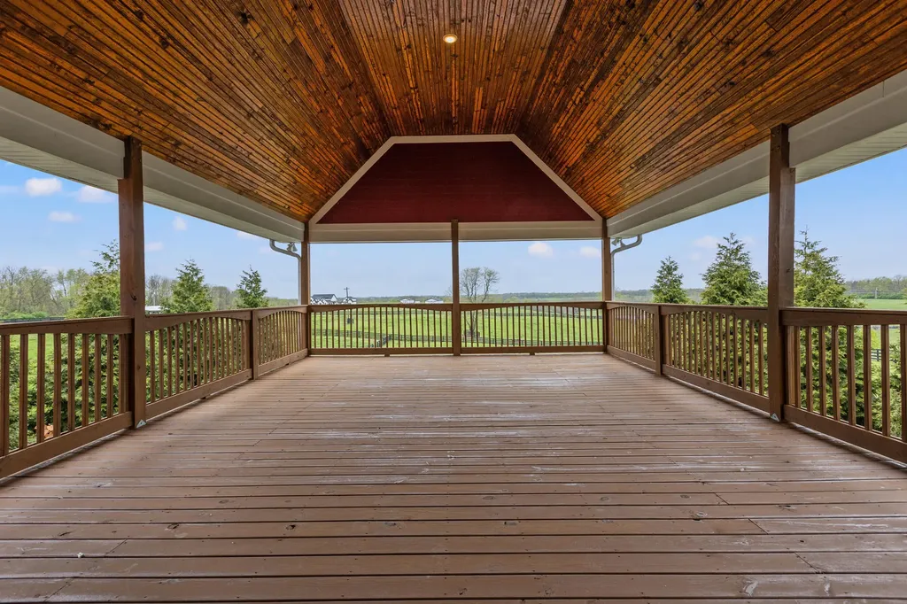 5121 Jacks Creek Pike Lexington KY 40515