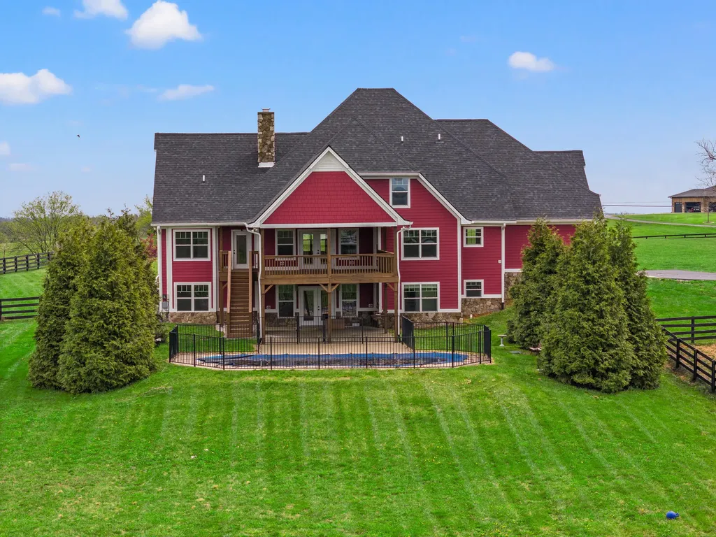 5121 Jacks Creek Pike Lexington KY 40515
