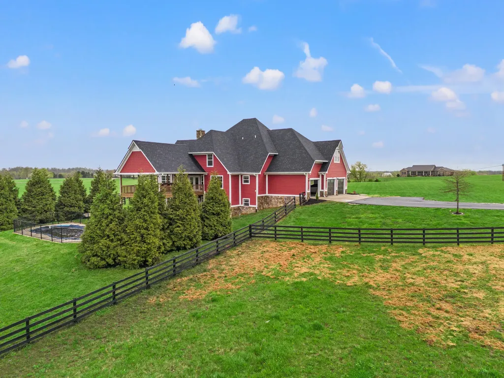5121 Jacks Creek Pike Lexington KY 40515